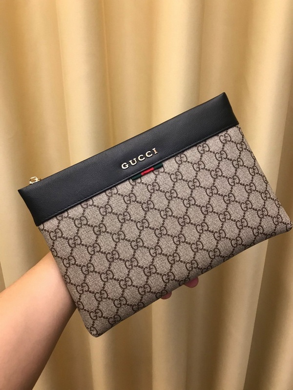 Gucci Wallets 17